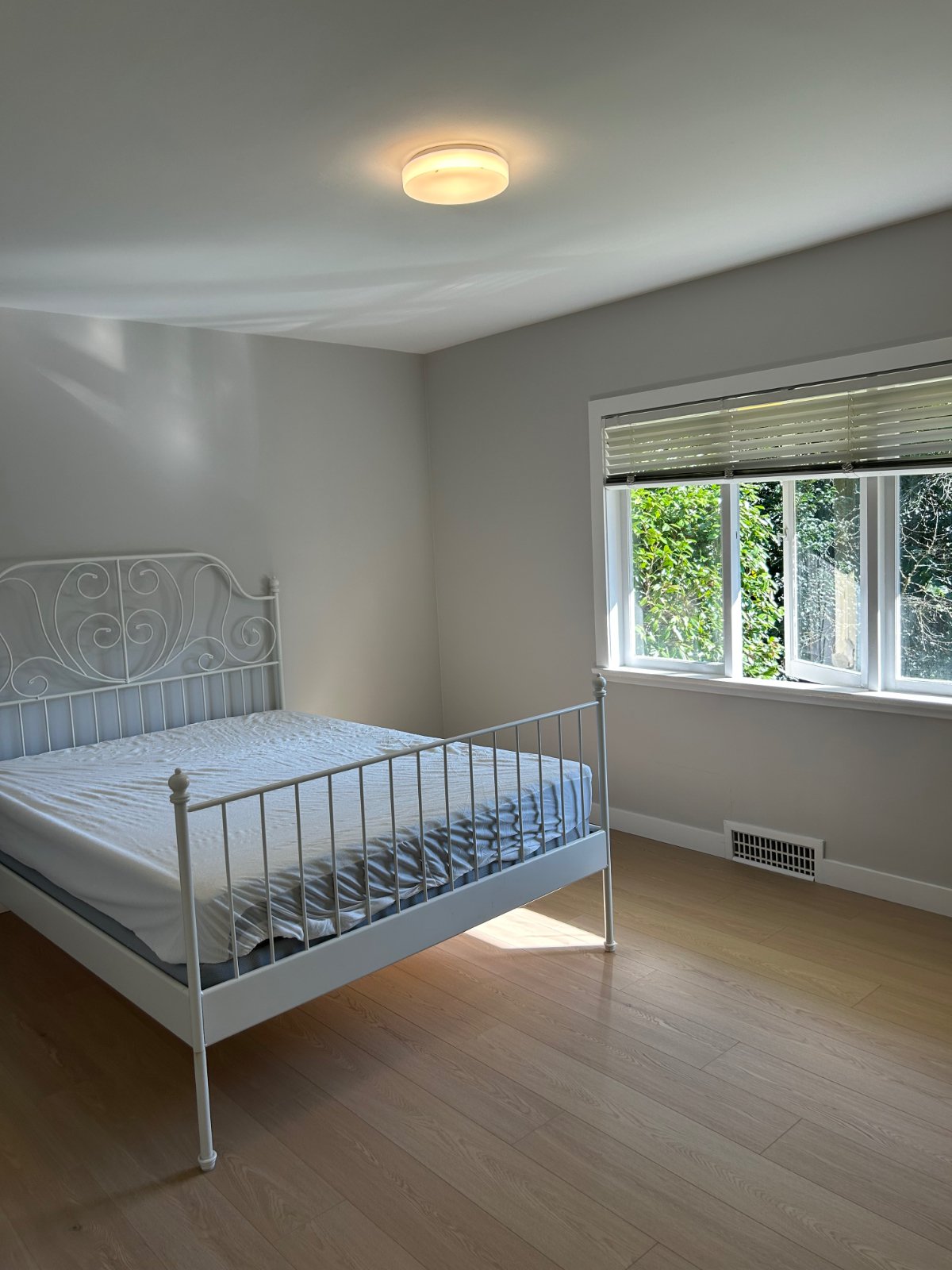 5 Bedroom House for Rent - 4976 Chancellor Blvd, Vancouver, BC 5