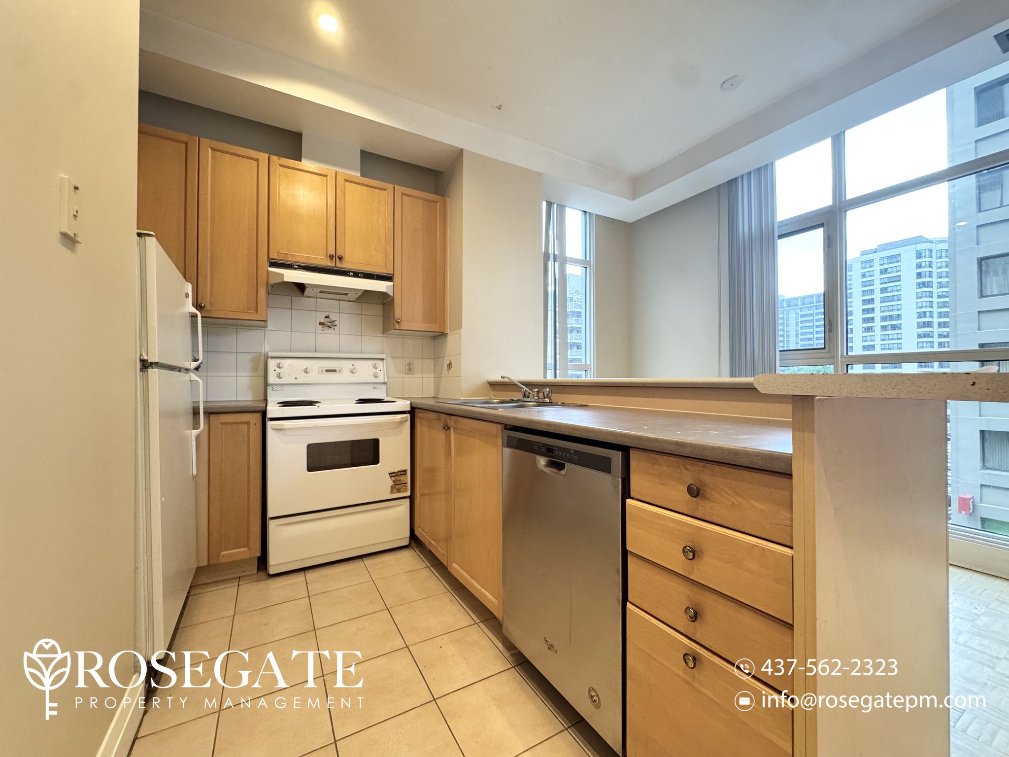 2 Bedroom Apartment for Rent - 8 Wellesley St E, Toronto, ON 3