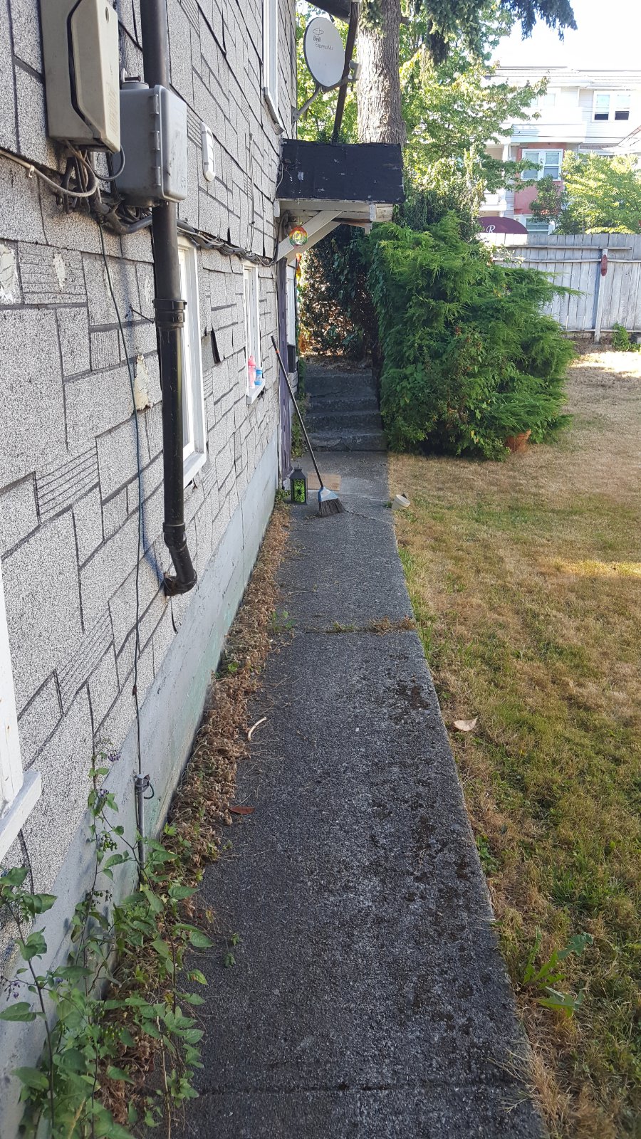 3 Bedroom Private Suite for Rent - W 16th Ave, Vancouver, BC 5