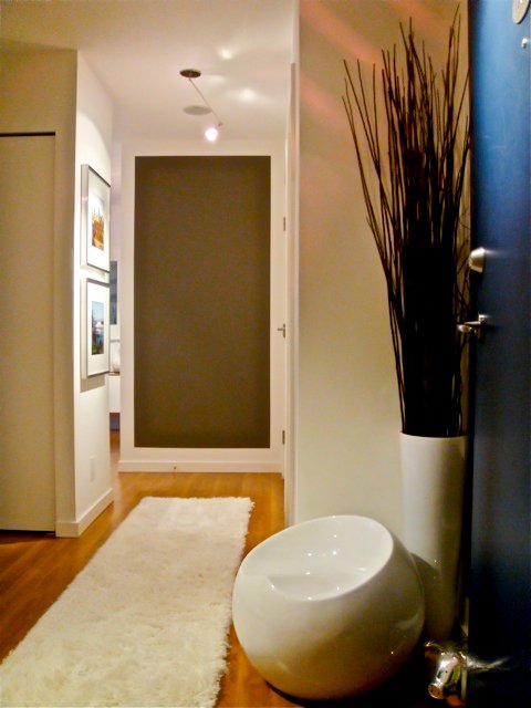2 Bedroom Apartment for Rent - 668 Citadel Parade, Vancouver, BC 2