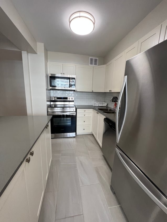 Room in Apartment for Rent - 50 Rosehill Ave, Toronto, ON 5