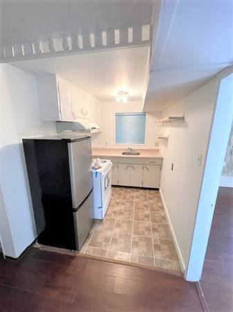 2 Bedroom House for Rent - 8234 11th Ave, Burnaby, BC 5