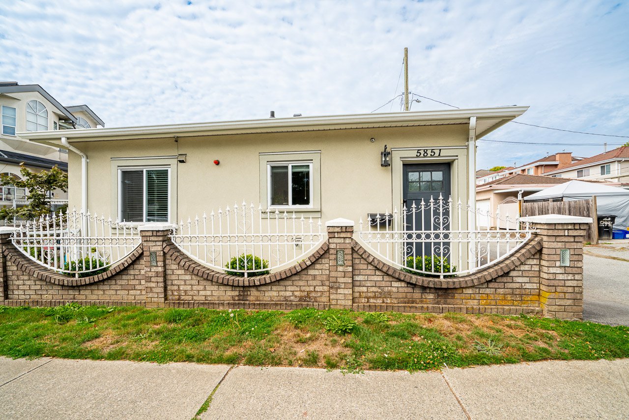 3 Bedroom House for Rent - 5851 Rupert St, Vancouver, BC 2