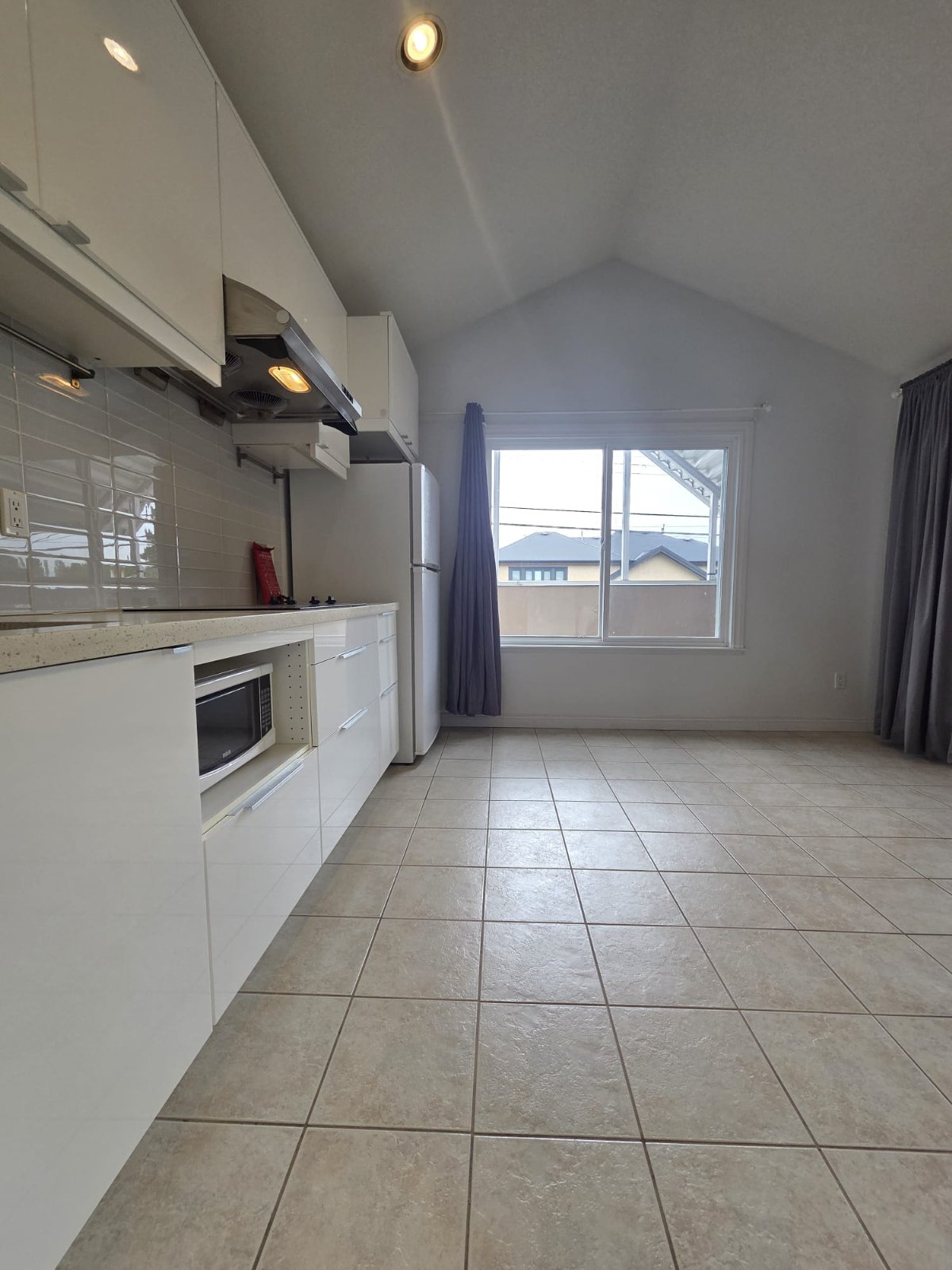 Room in House for Rent - Williams Rd, Richmond, BC 5