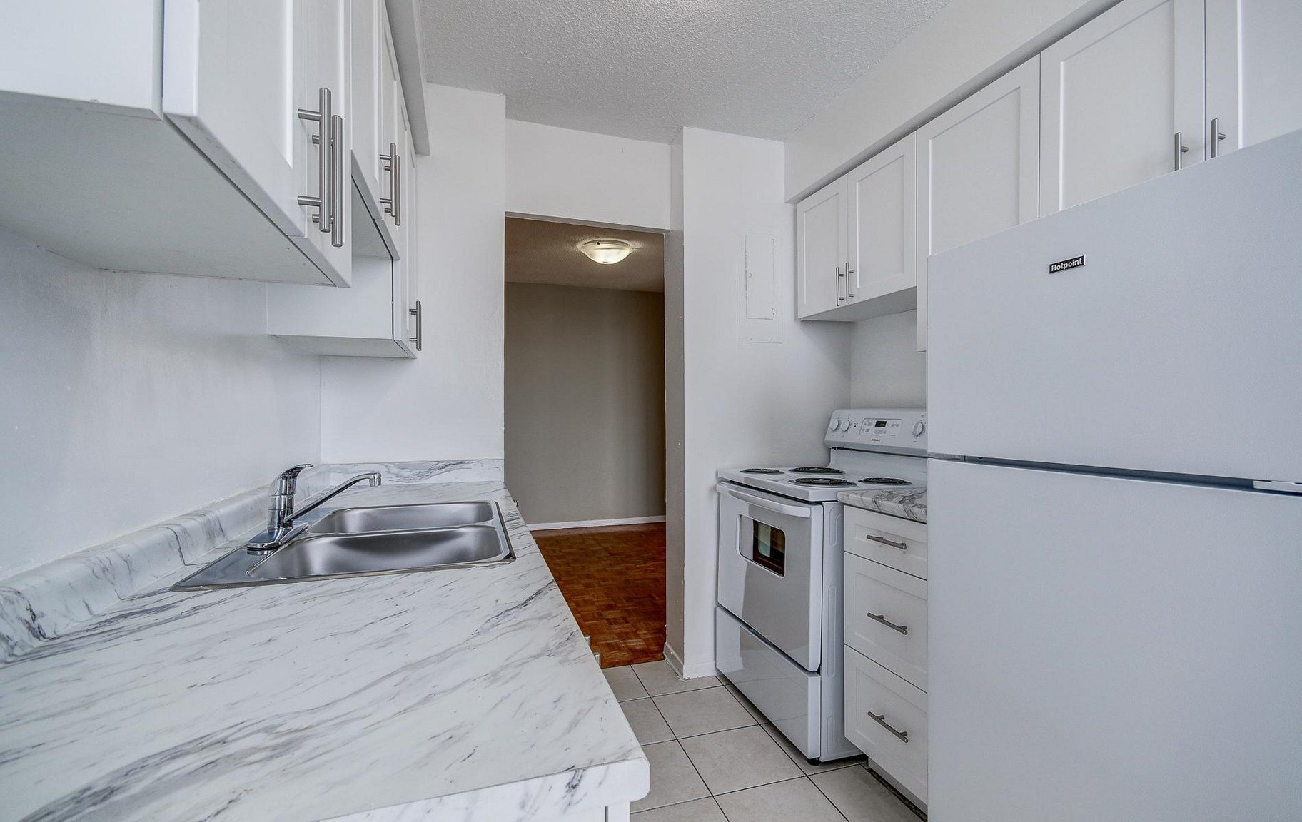 2 Bedroom Apartment for Rent - 37 Eastbourne Drive, Brampton, ON 4