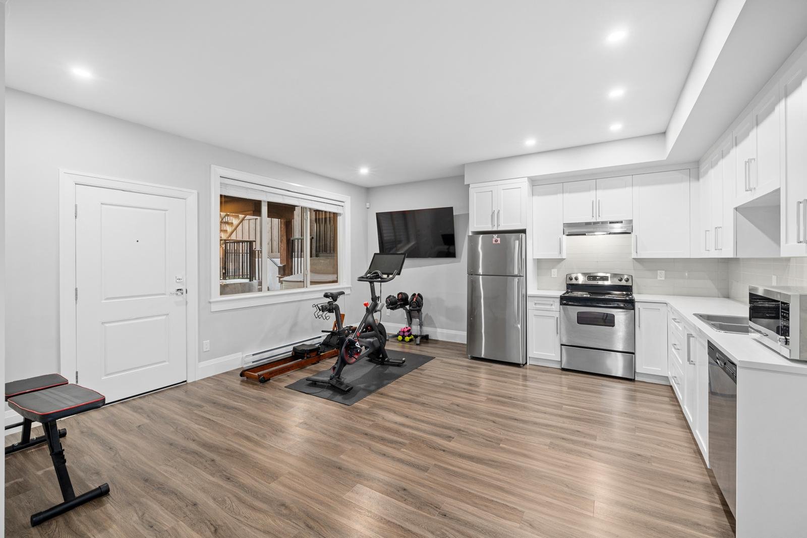 2 Bedroom House for Rent - 3358 Ballard Ave, Coquitlam, BC 4