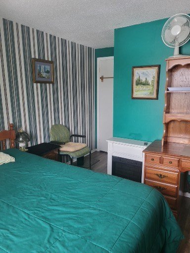 Room in House for Rent - 67 Tarquin Cres, Nepean, ON 4