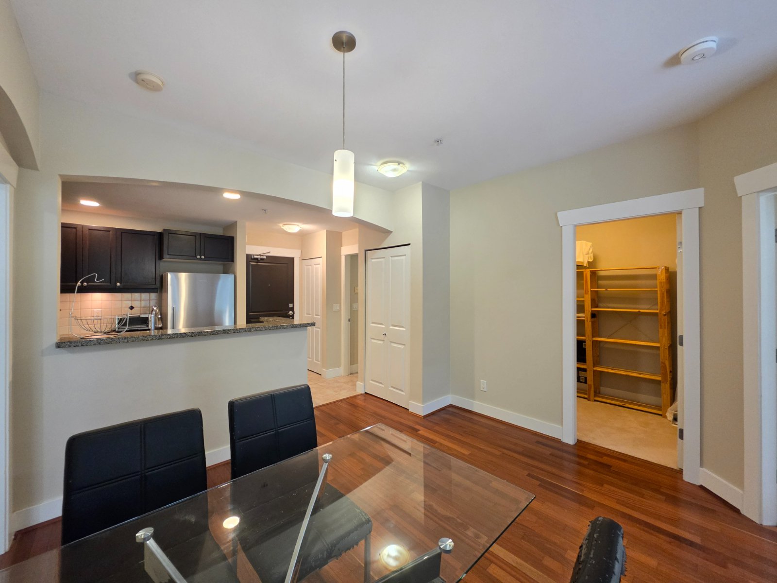 2 Bedroom Apartment for Rent - 6279 Eagles Drive, Vancouver, BC 5