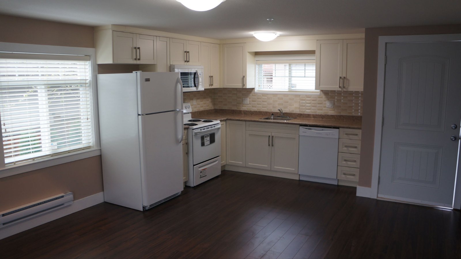2 Bedroom Private Suite for Rent - E 50 Ave, Vancouver, BC 3