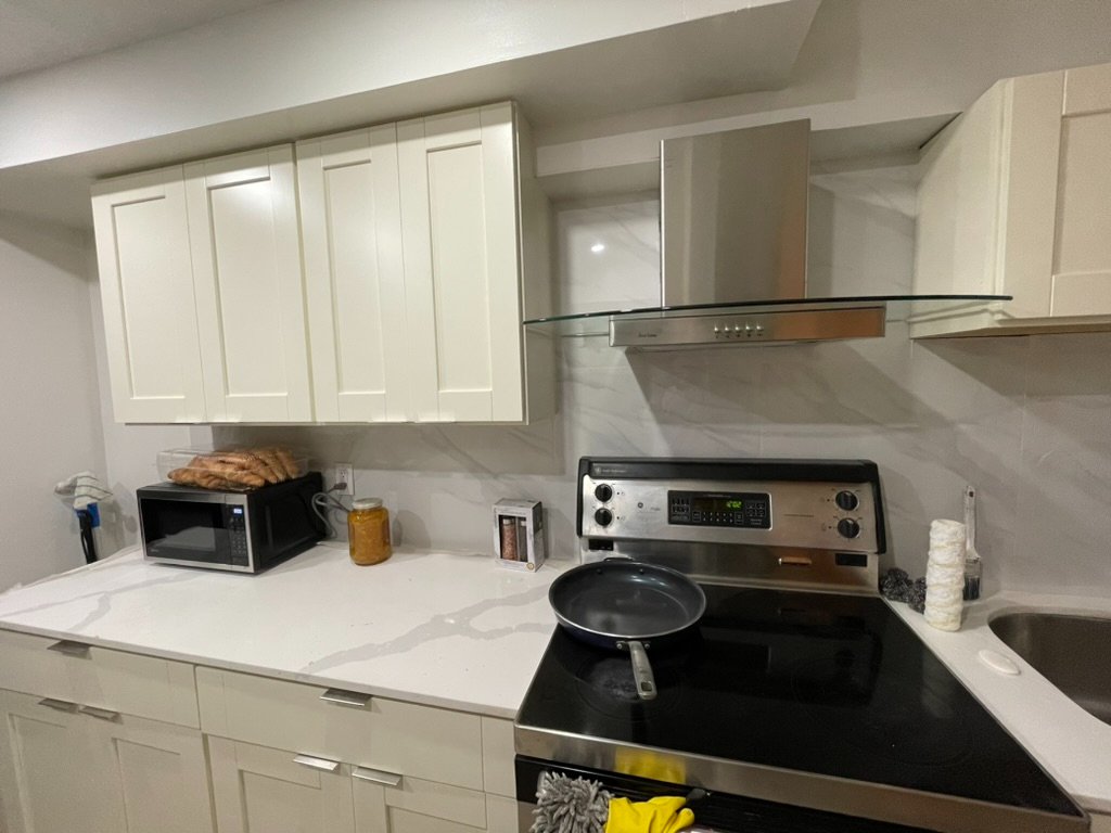 Room in House for Rent - 132A St, Surrey, BC 2