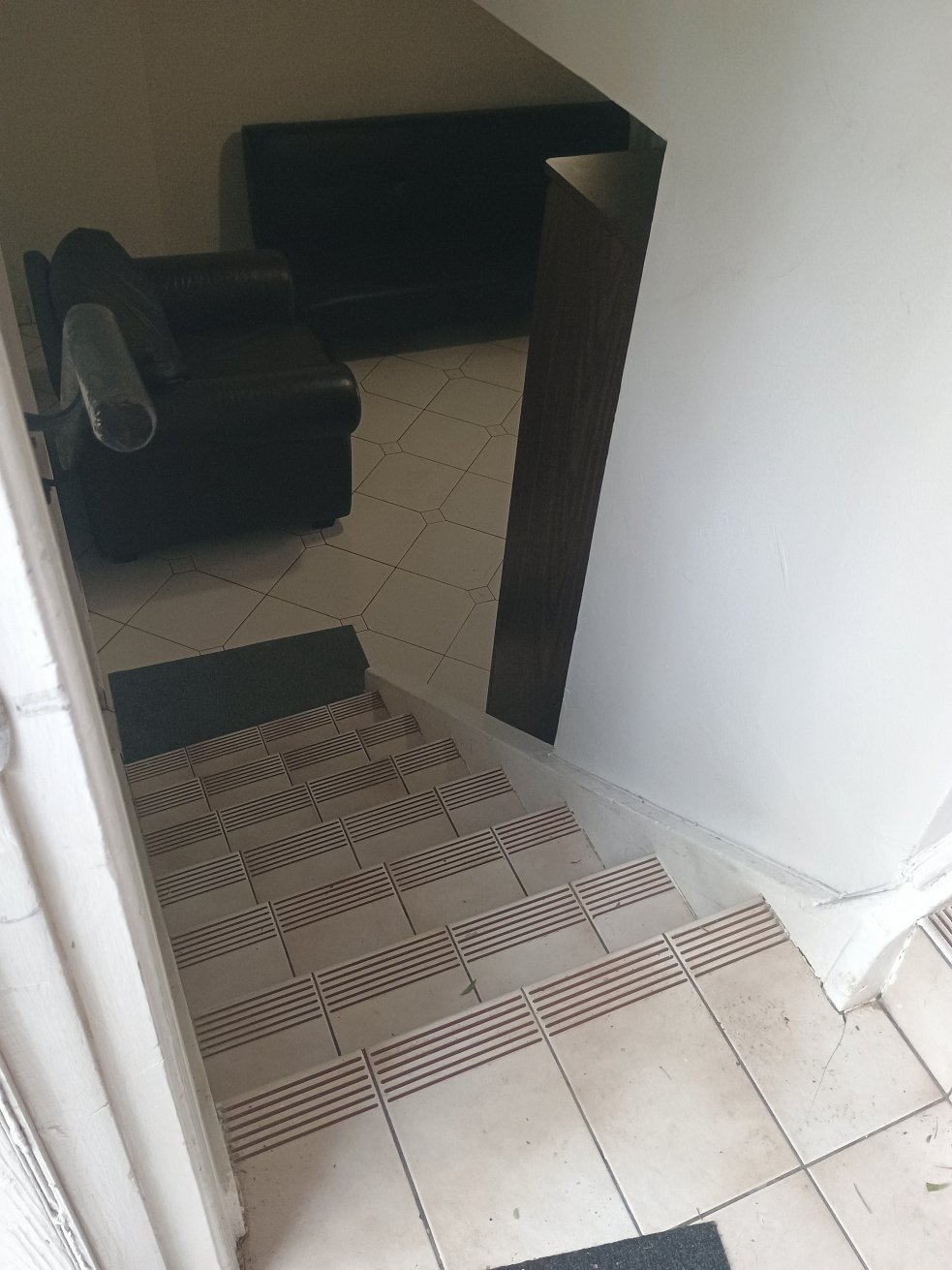 Room in House for Rent - Rustic Rd, York, ON 4