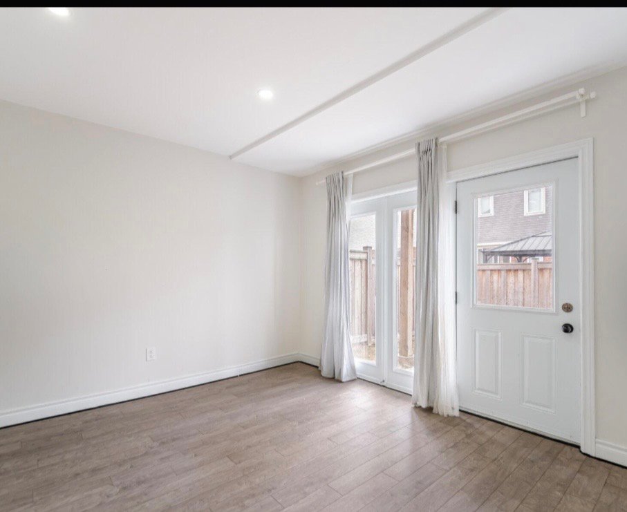 2 Bedroom Basement Suite for Rent - Hinton Terrace, Milton, ON 3
