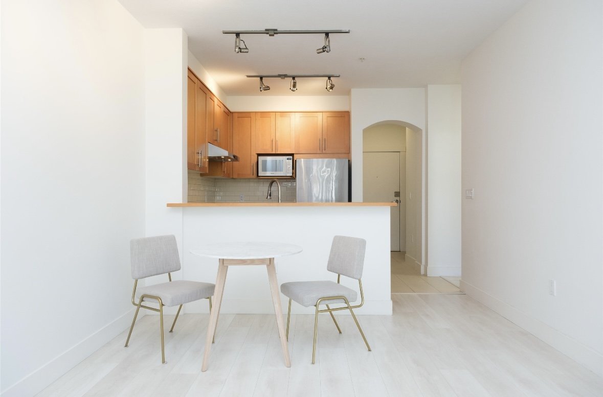 2 Bedroom Apartment for Rent - 2083 33rd Ave W, Vancouver, BC 2