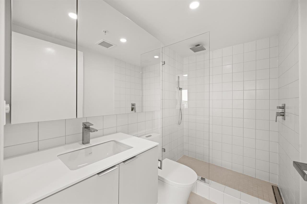2 Bedroom Townhouse for Rent - 1120 E Georgia St, Vancouver, BC 4