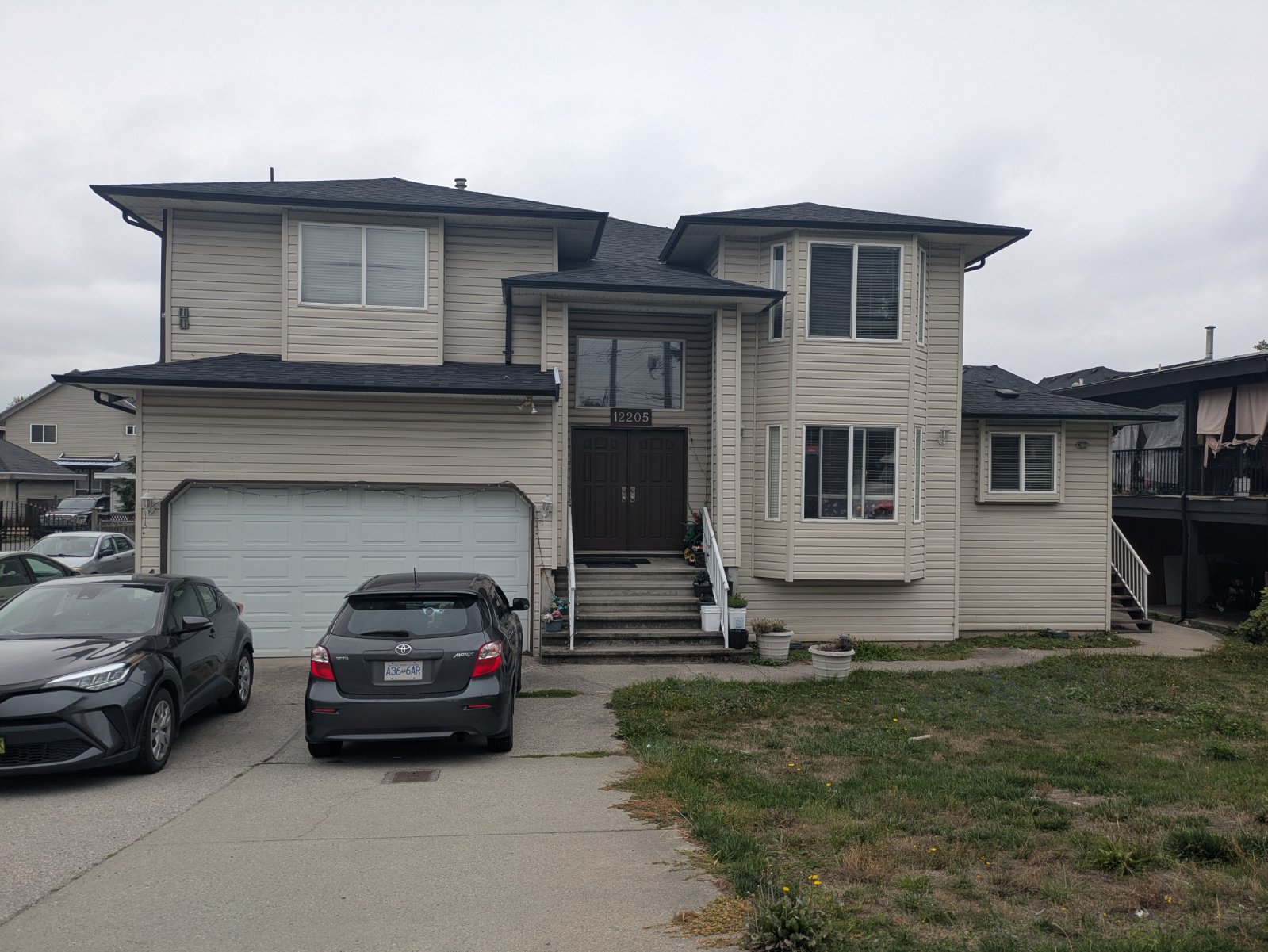 3 Bedroom Garden Suite for Rent - 12205 96 Ave, Surrey, BC 2