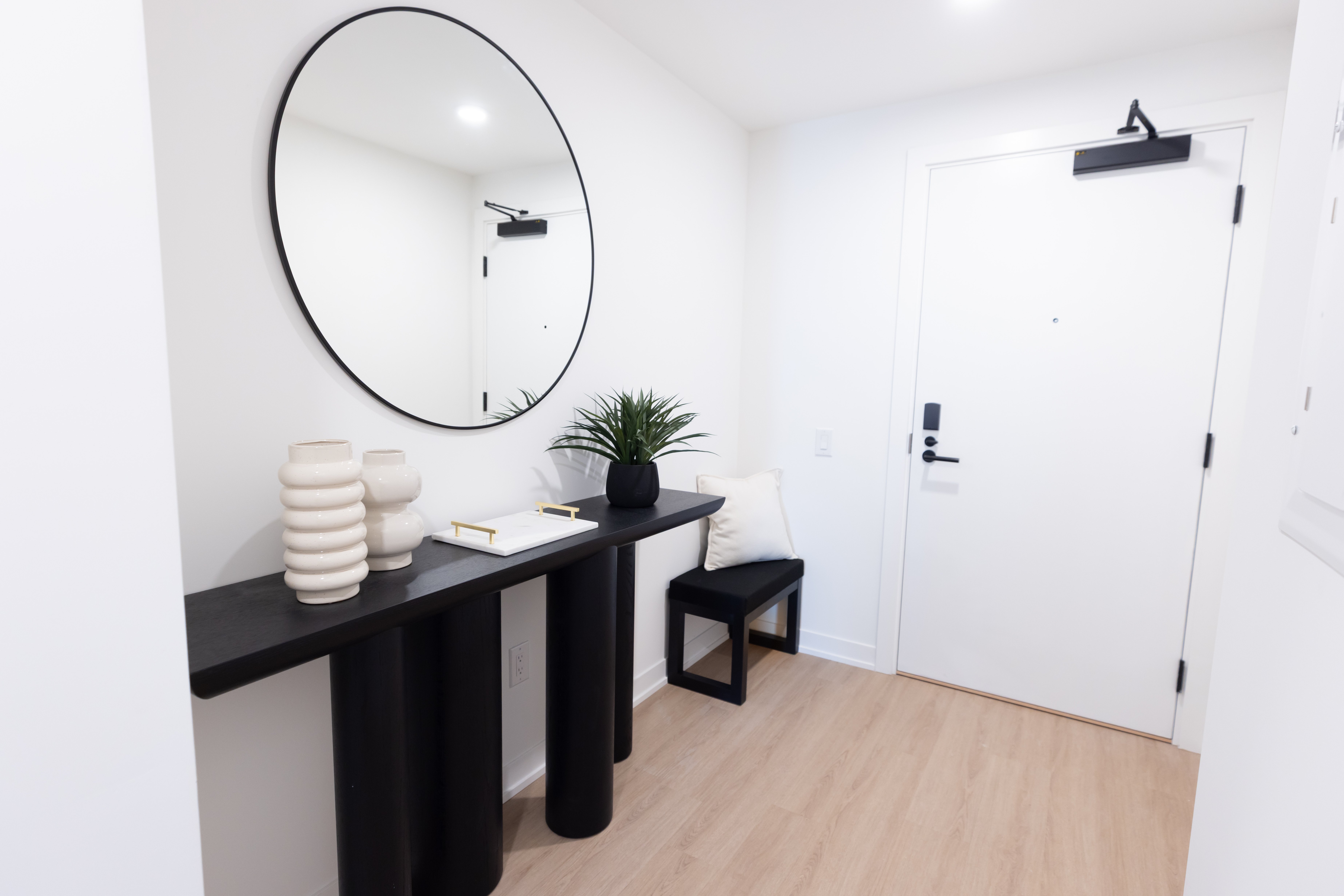 3 Bedroom Apartment for Rent - 17645 Yonge Street, Newmarket, ON 5