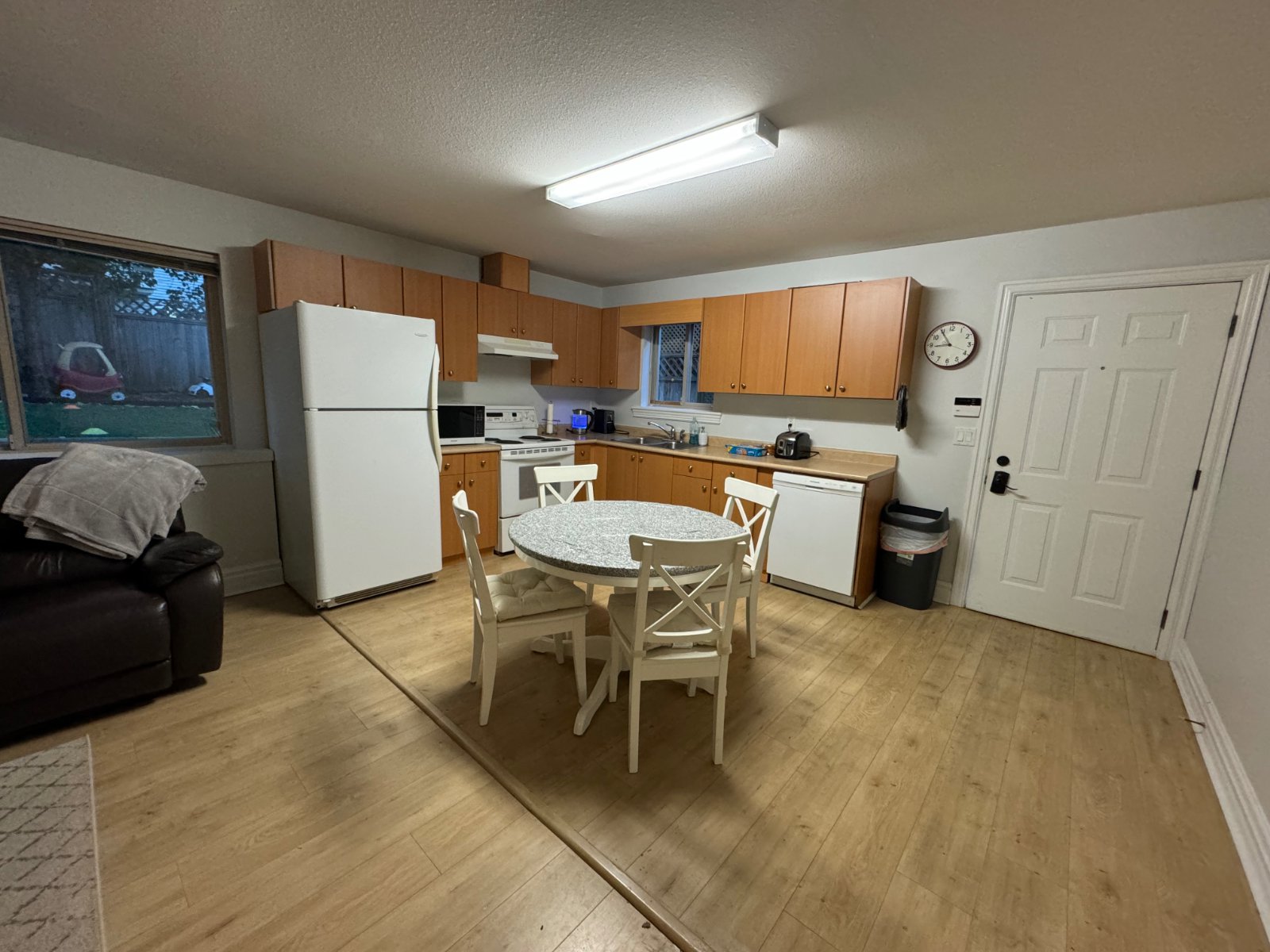 2 Bedroom Apartment for Rent - McLaren Ct, Coquitlam, BC 3