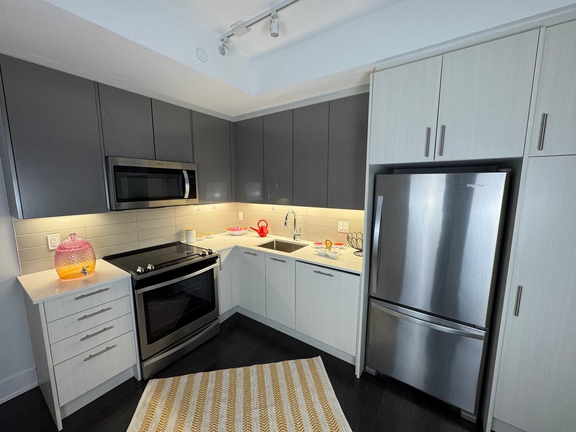 Room in Apartment for Rent - 403 Church Street, Toronto, ON 4