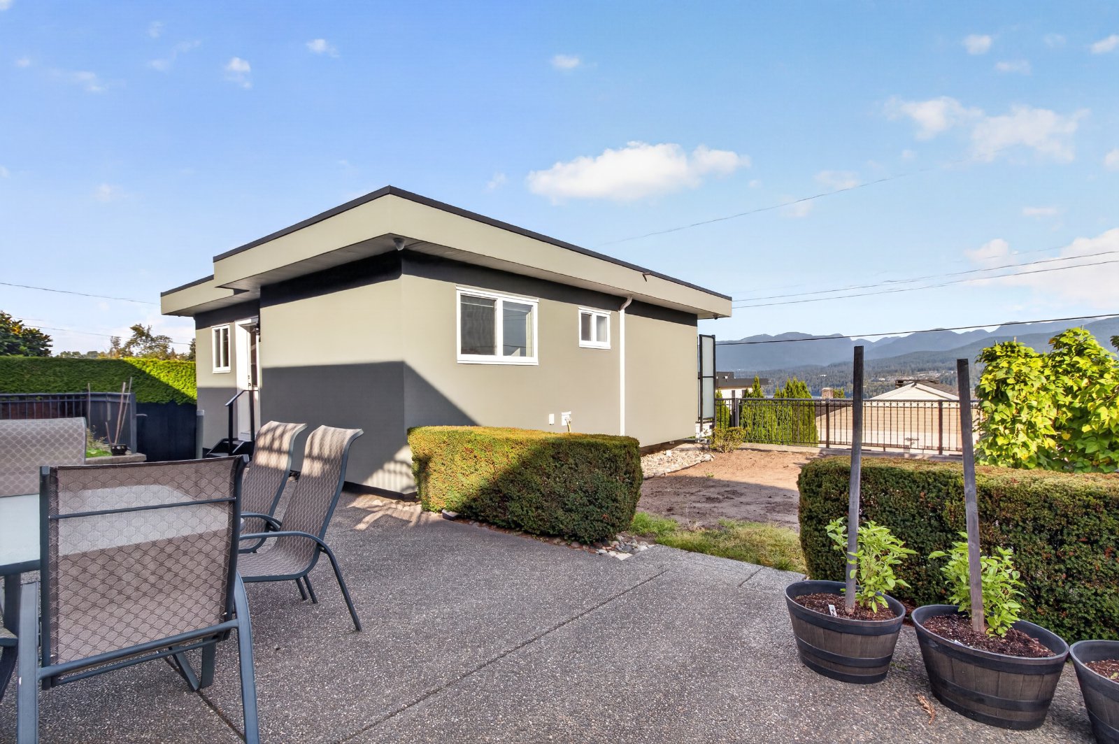 2 Bedroom House for Rent - 7081 Belcarra Dr, Burnaby, BC 5