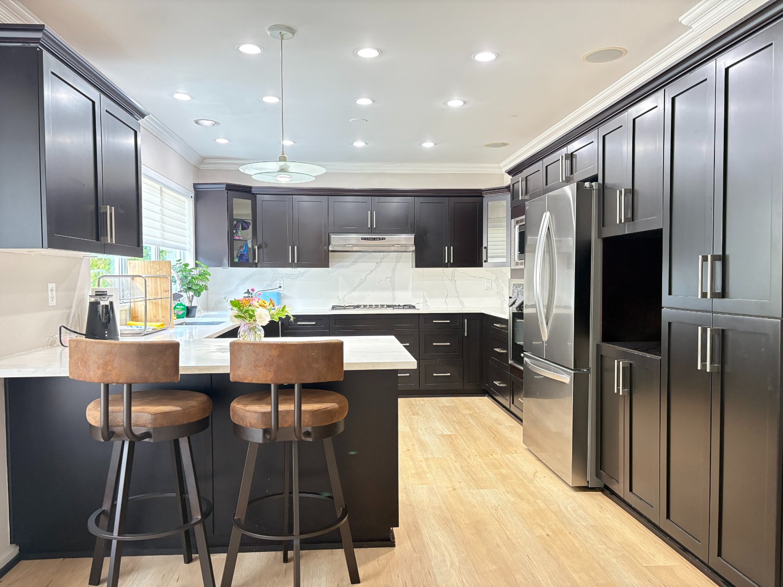 5 Bedroom Garden Suite for Rent - W 33rd Ave, Vancouver, BC 3