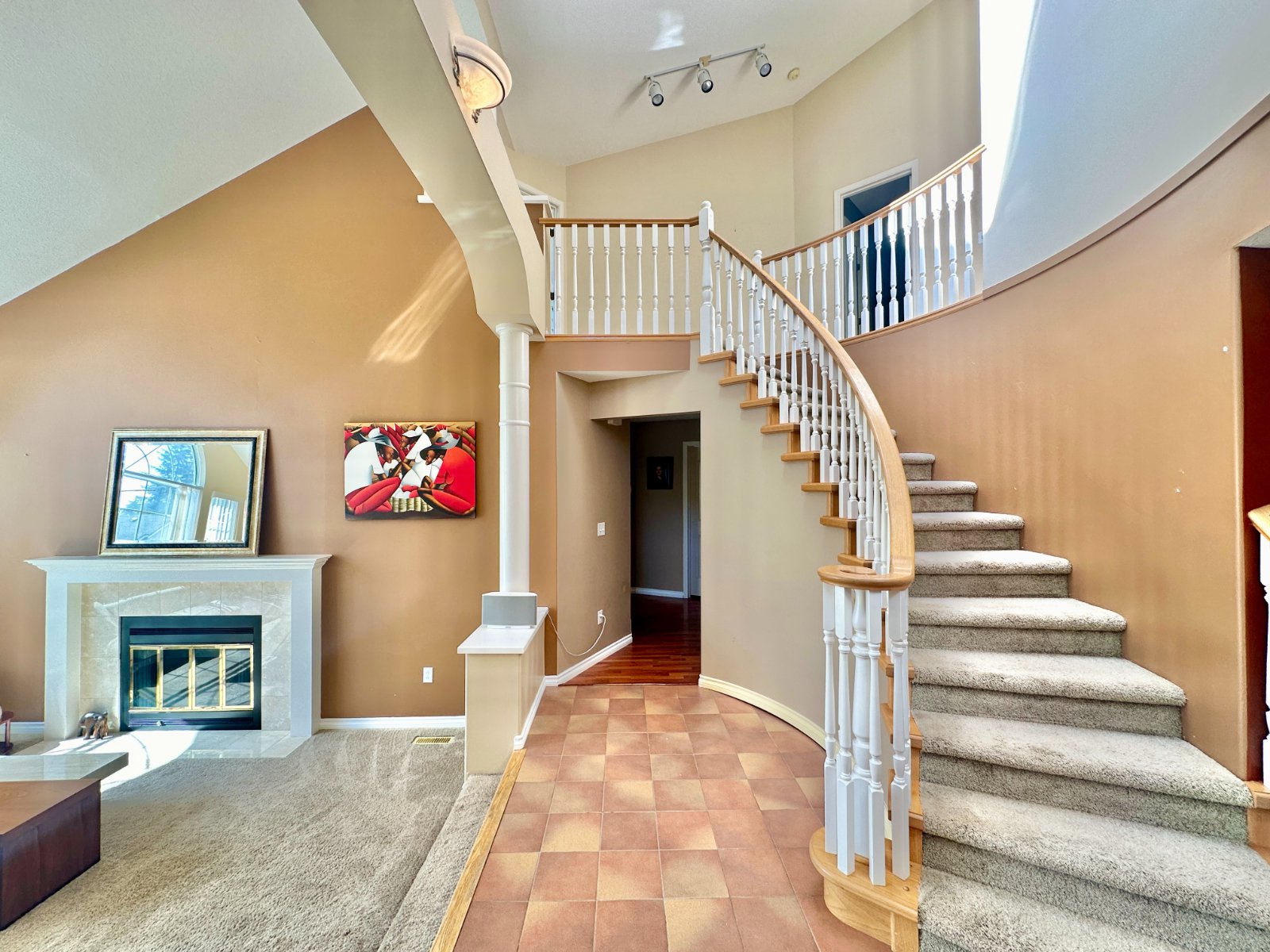 6 Bedroom House for Rent - 130 Aspenwood Dr, Port Moody, BC 3