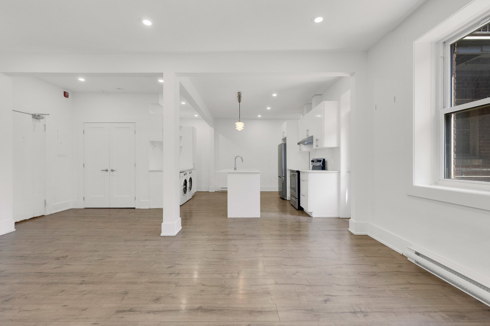2 Bedroom Apartment for Rent - 5235 Cote St Luc Road, Montreal, QC 5