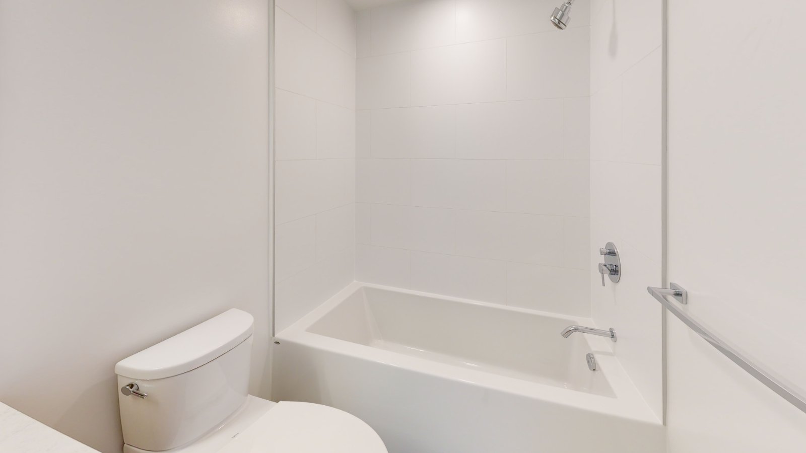 Studio Apartment for Rent - 5855 Binning Ave, Vancouver, BC 4