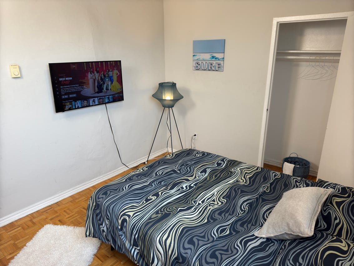 Room in Apartment for Rent - 280 Wellesley St E, Toronto, ON 2