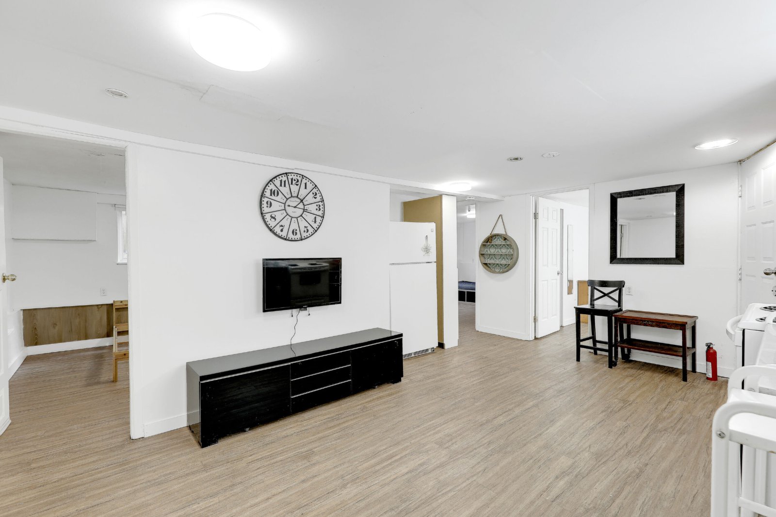 3 Bedroom House for Rent - Slocan St, Vancouver, BC 2