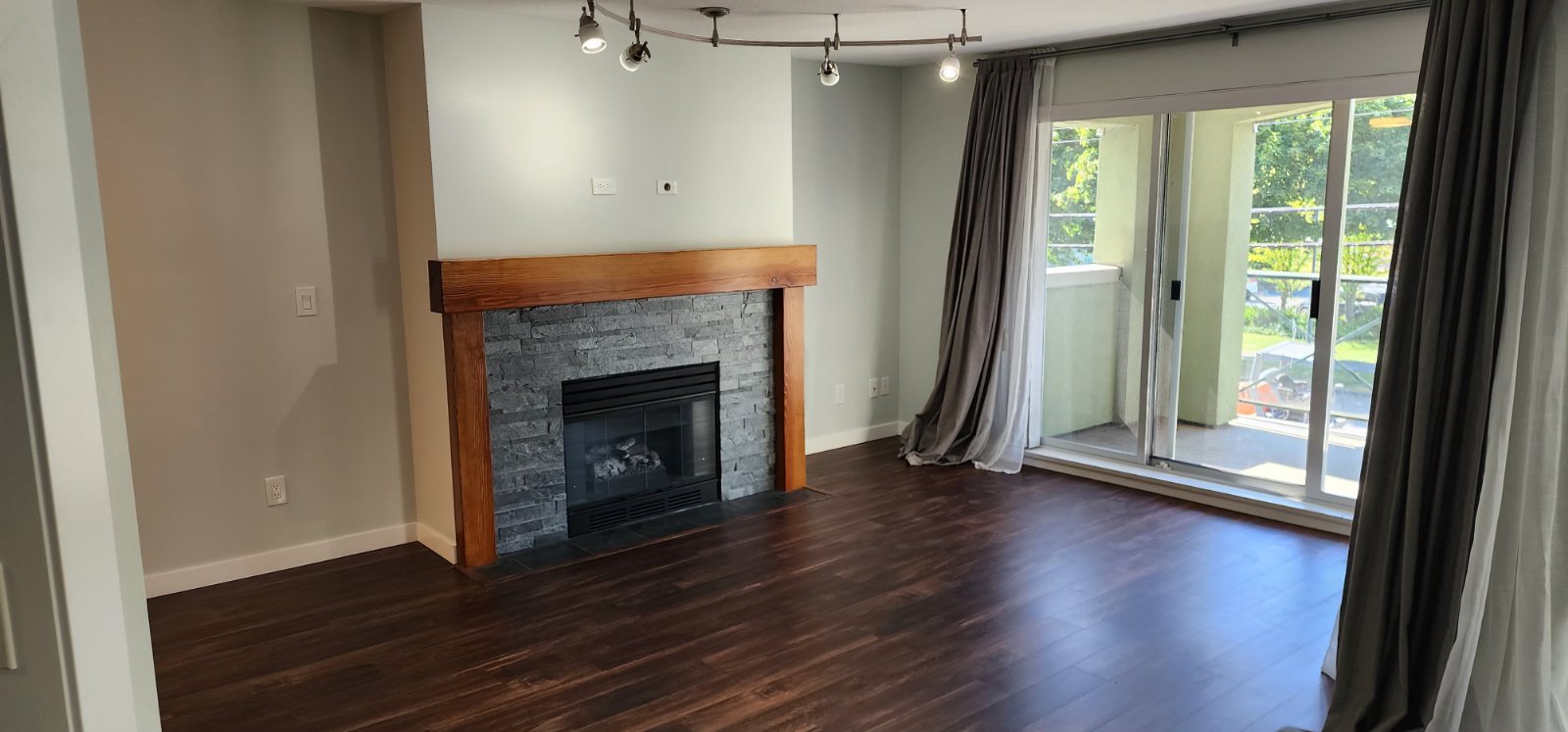 2 Bedroom Apartment for Rent - 20110 Michaud Crescent, Langley, BC 3