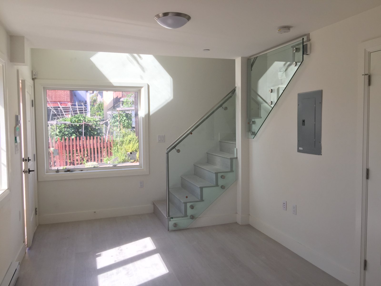 2 Bedroom Private Suite for Rent - 2621 E 47th Ave, Vancouver, BC 3