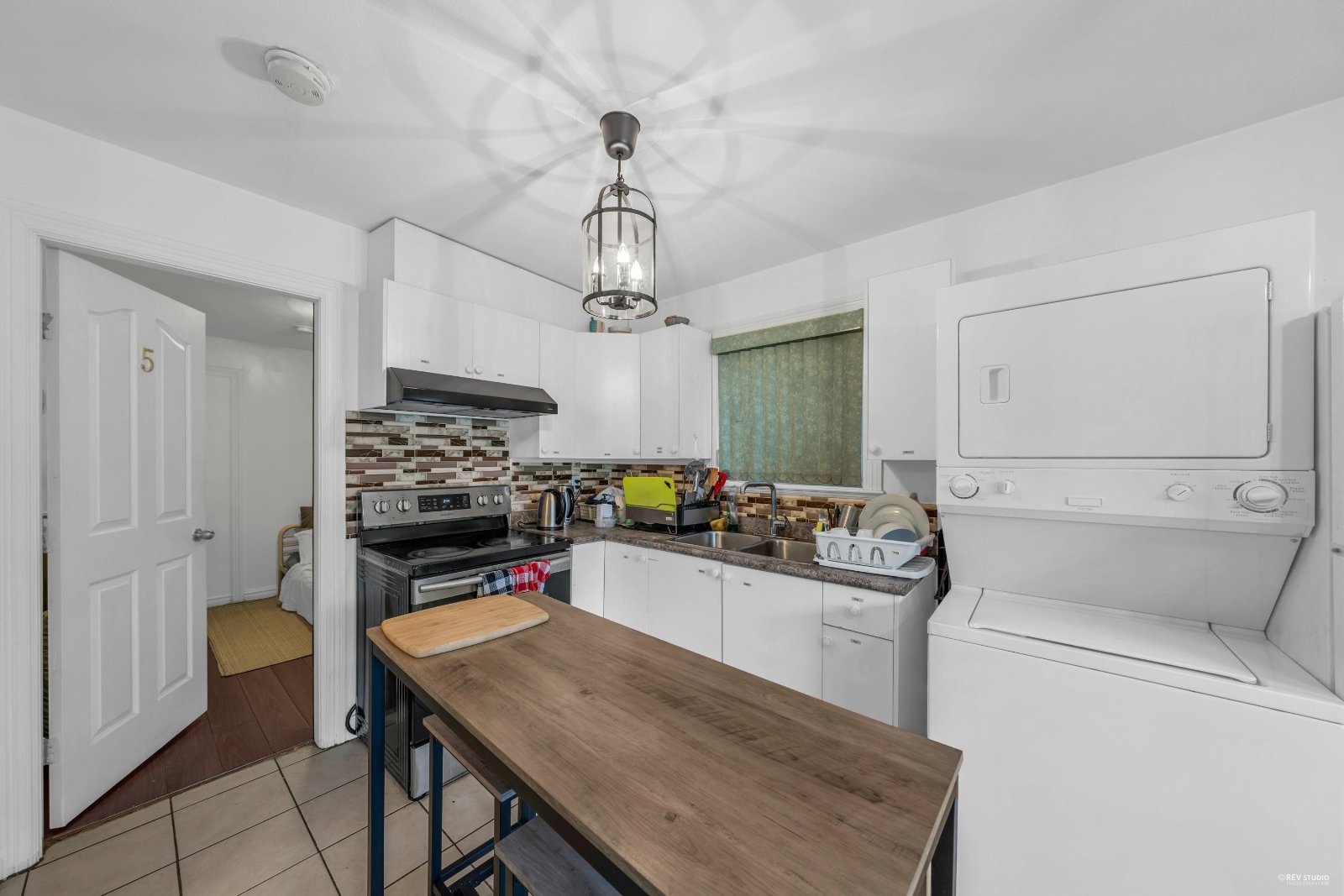 Room in House for Rent - E 56th Ave, Vancouver, BC 4