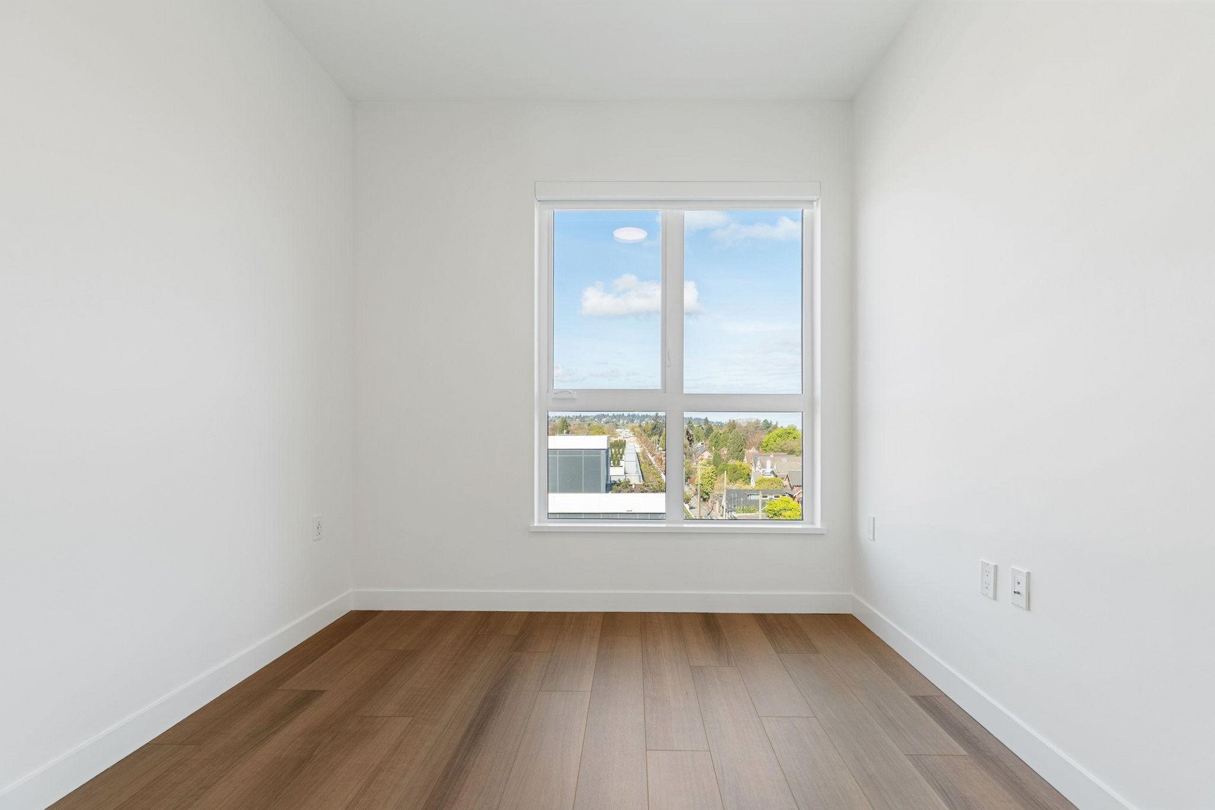2 Bedroom Apartment for Rent - 1960 Macdonald Street, Vancouver, BC 3