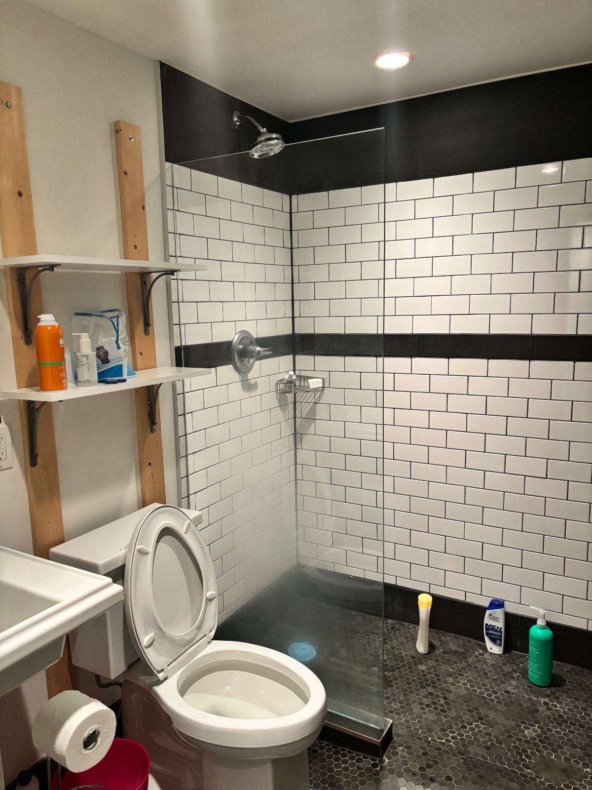 2 Bedroom Basement Suite for Rent - 4024 W 16th Ave, Vancouver, BC 3