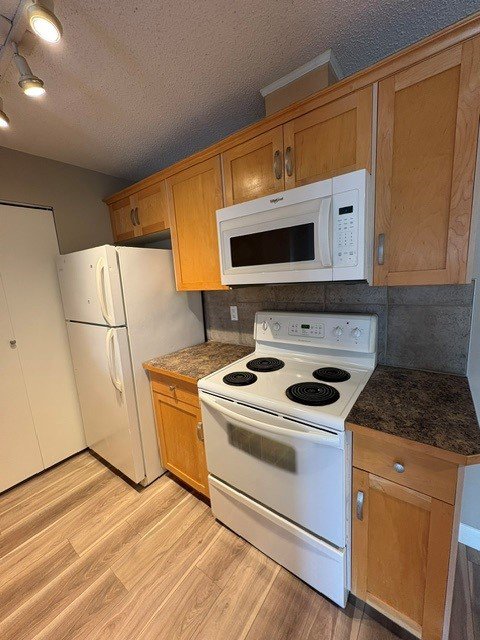 2 Bedroom Apartment for Rent - 3316 13045 6 Street SW, Calgary, AB 3