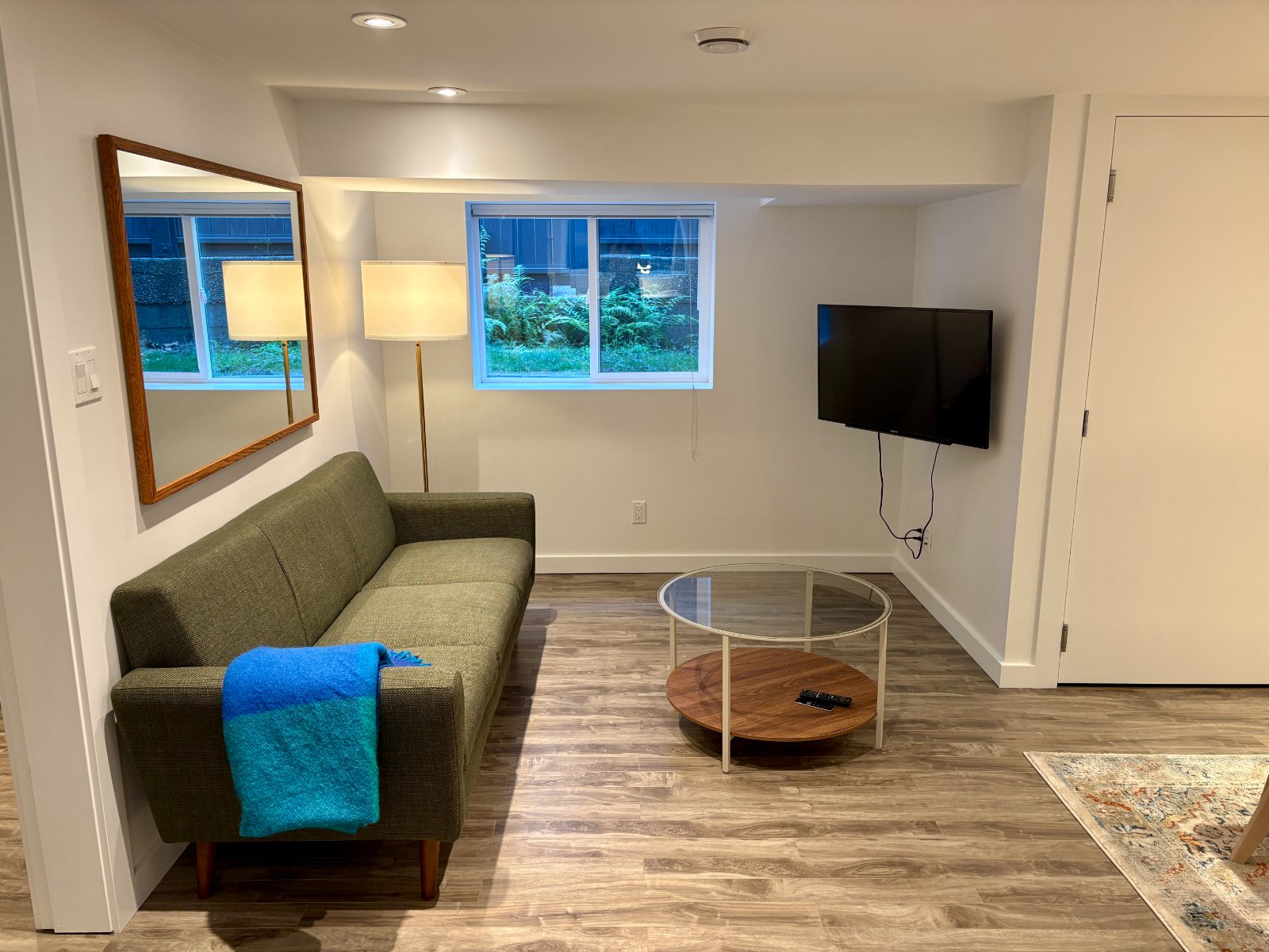 2 Bedroom Apartment for Rent - 3066 W 2nd Ave, Vancouver, BC 5