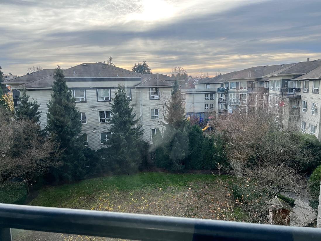 Studio Apartment for Rent - 3520 Crowley Dr, Vancouver, BC 4