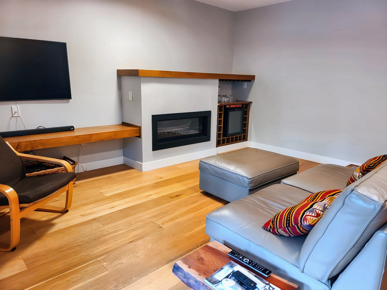 2 Bedroom Private Suite for Rent - 9610 Queens Pl, Surrey, BC 4