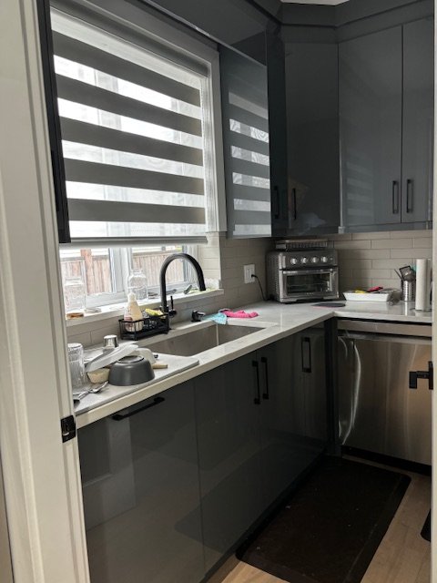 4 Bedroom House for Rent - 20th St, New Westminster, BC 5