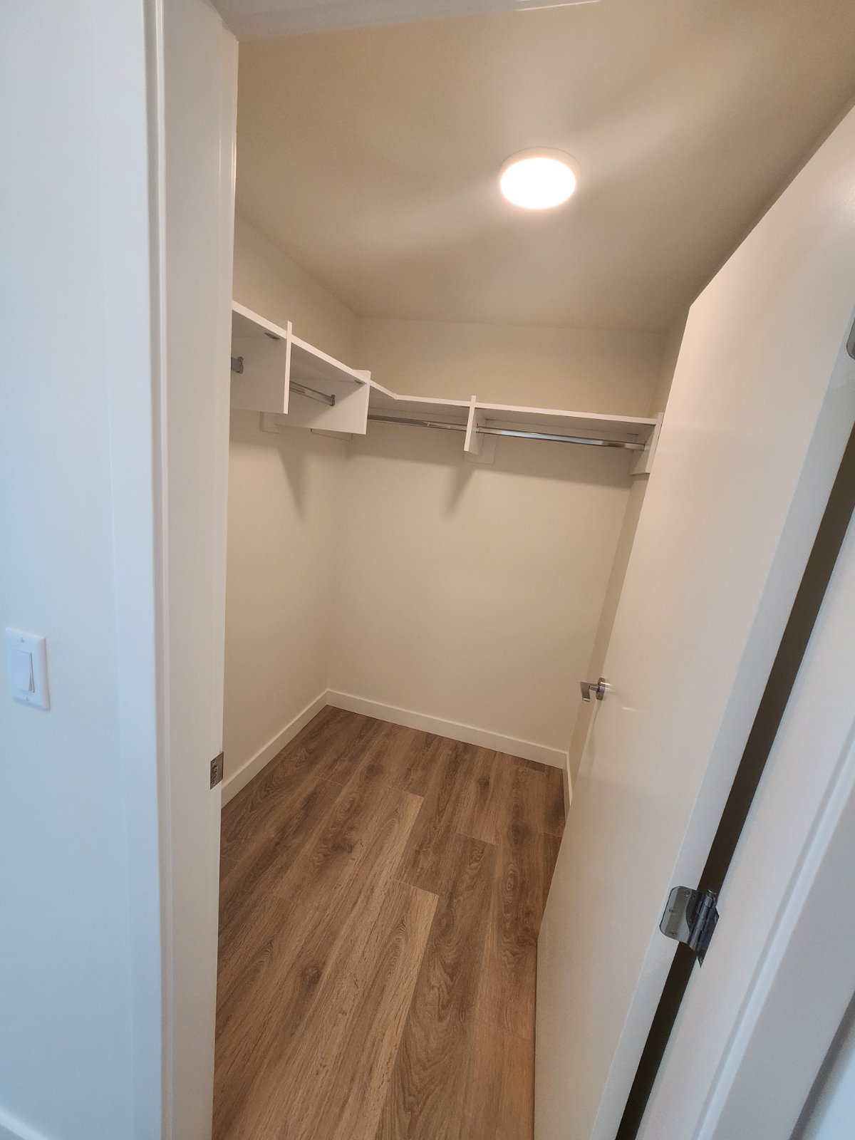 2 Bedroom Apartment for Rent - 318 Alderson Avenue, Coquitlam, BC 5