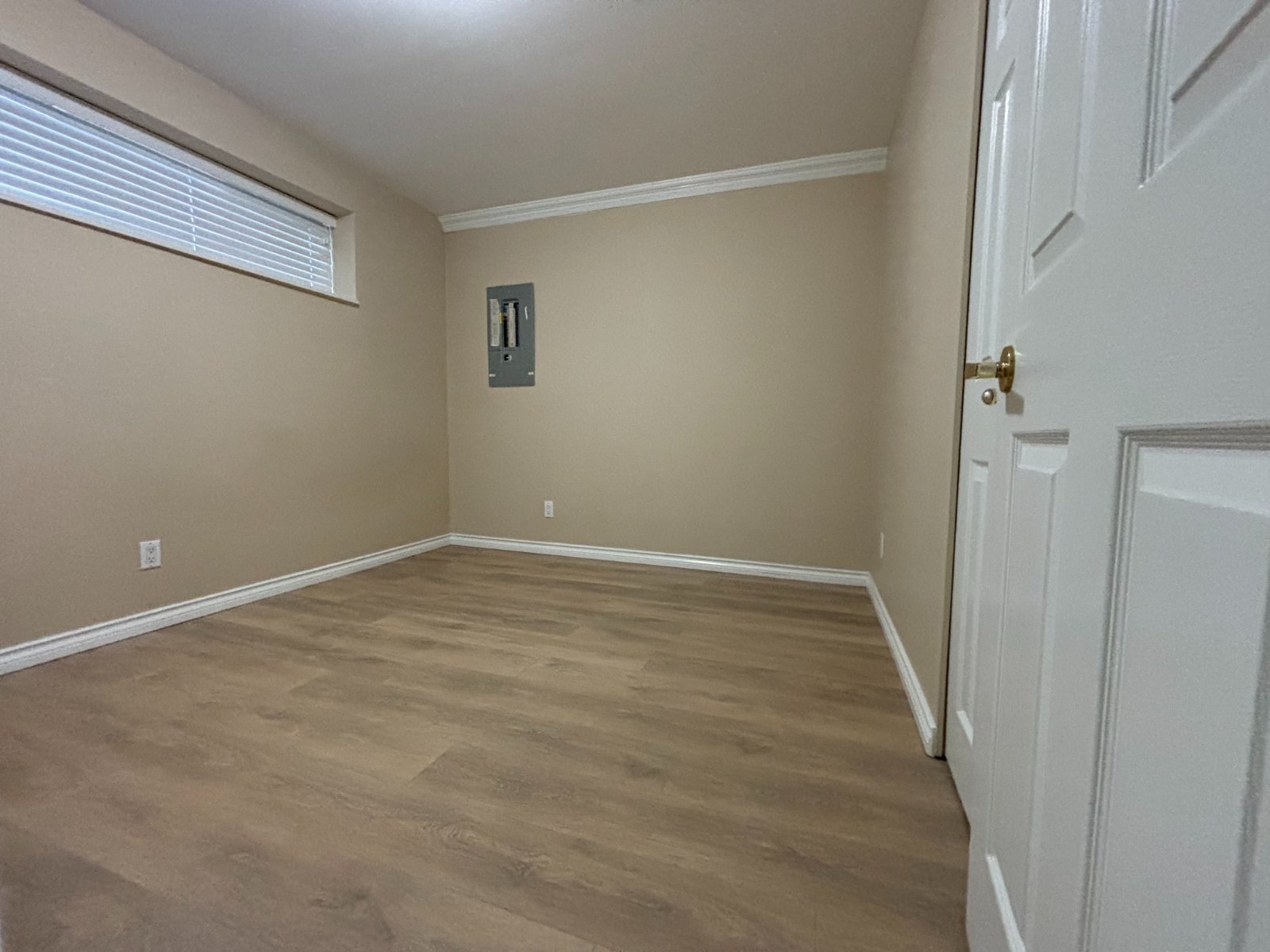 2 Bedroom Basement Suite for Rent - Nolan St, Burnaby, BC 5
