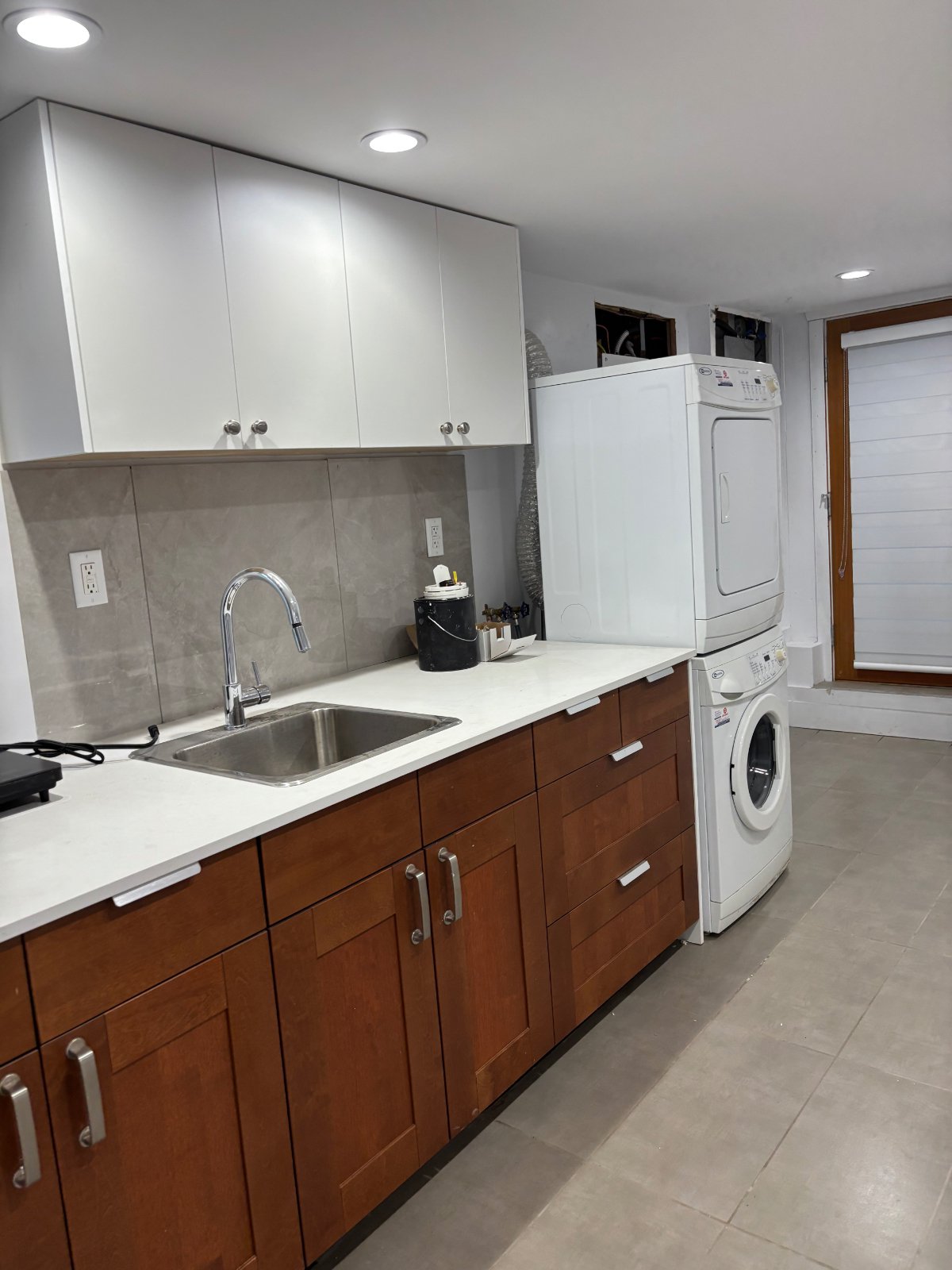 Room in House for Rent - E 54th Ave, Vancouver, BC 3