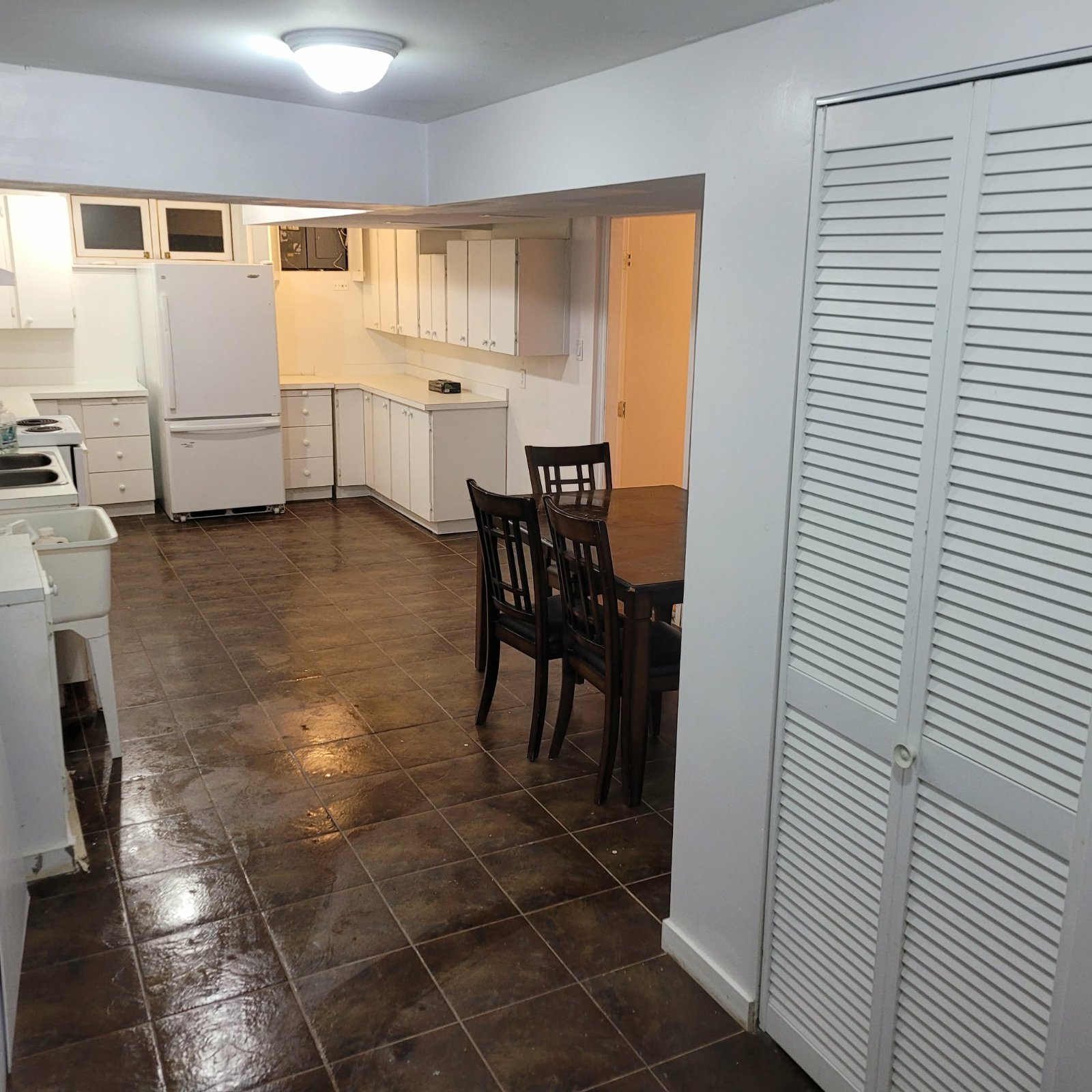 2 Bedroom Basement Suite for Rent - 7224 Inlet Dr, Burnaby, BC 5