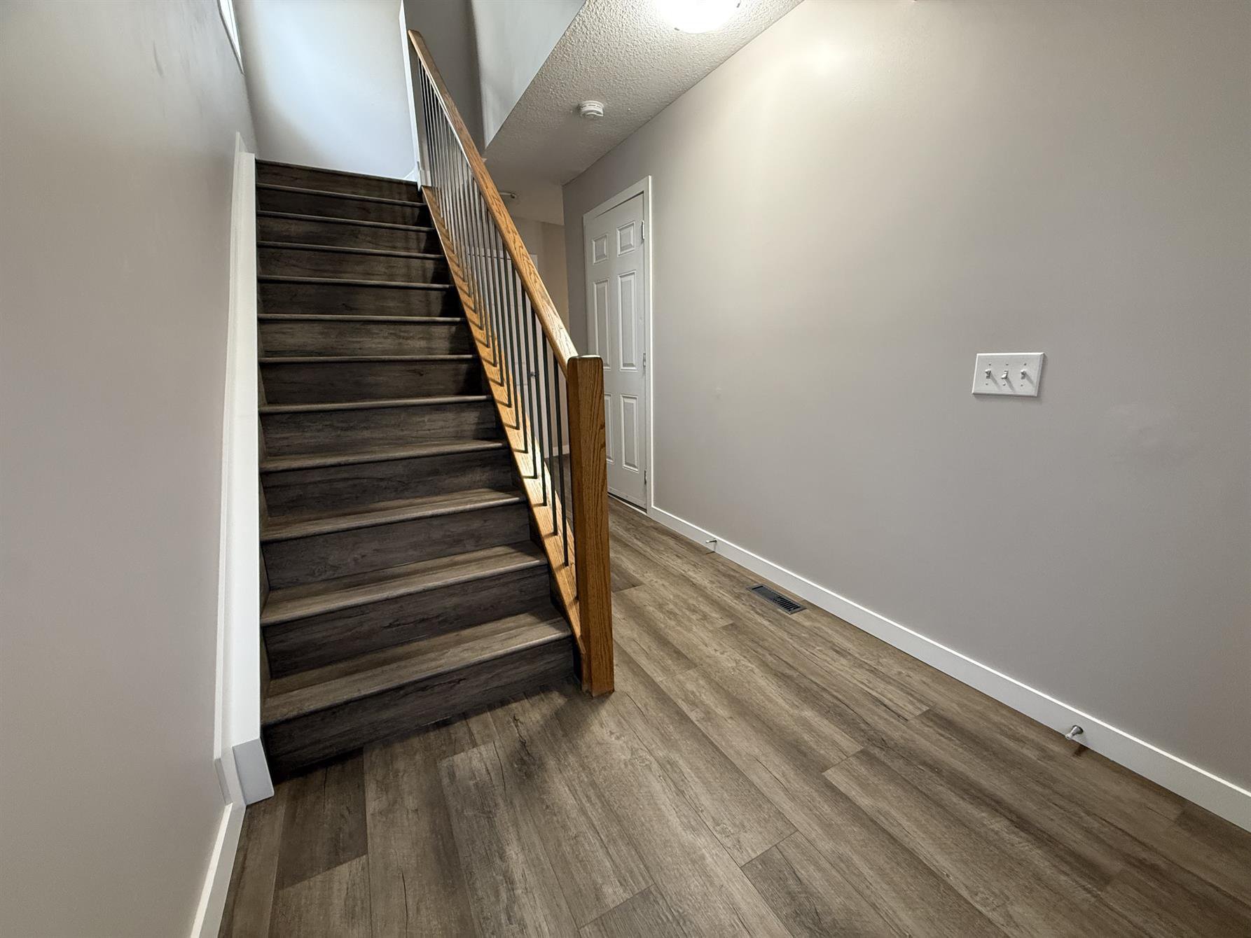 3 Bedroom Apartment for Rent - 150 Edwards Drive, Edmonton, AB 3