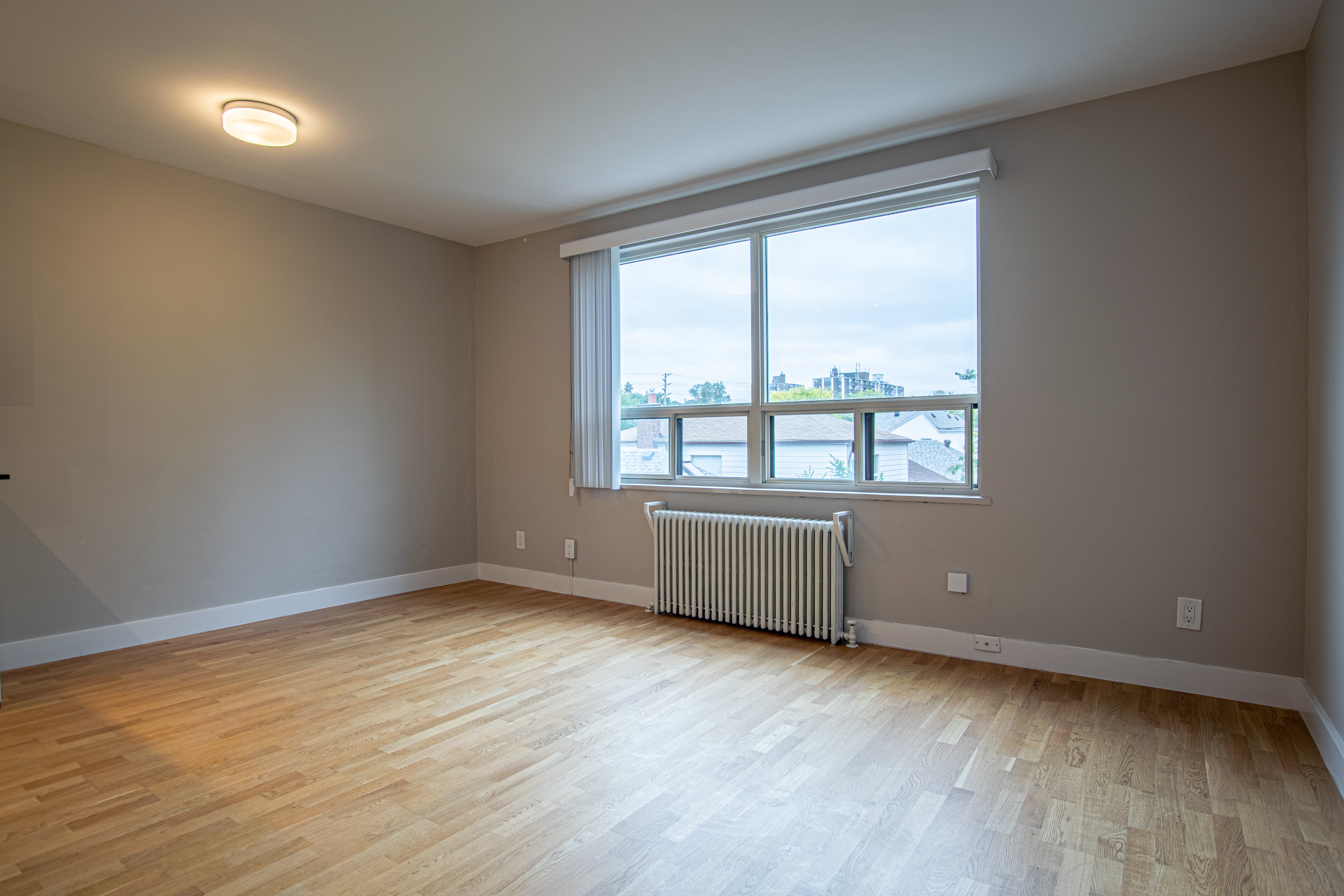 Studio Apartment for Rent - 260 Gamble Ave, Toronto, ON 4