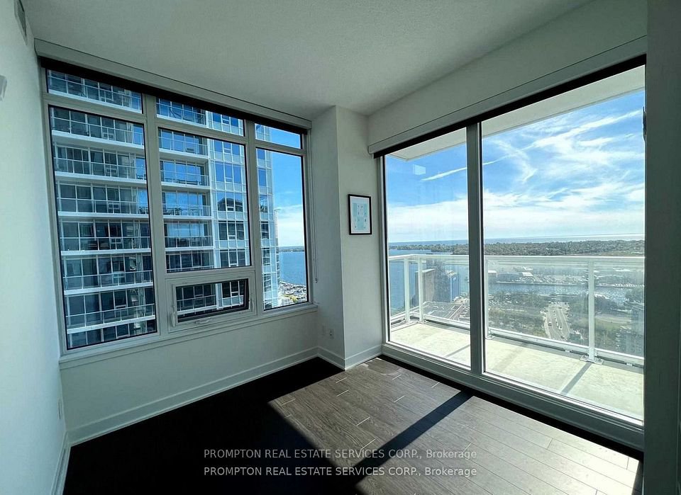3 Bedroom Apartment for Rent - 19 Bathurst St, Toronto, ON 4