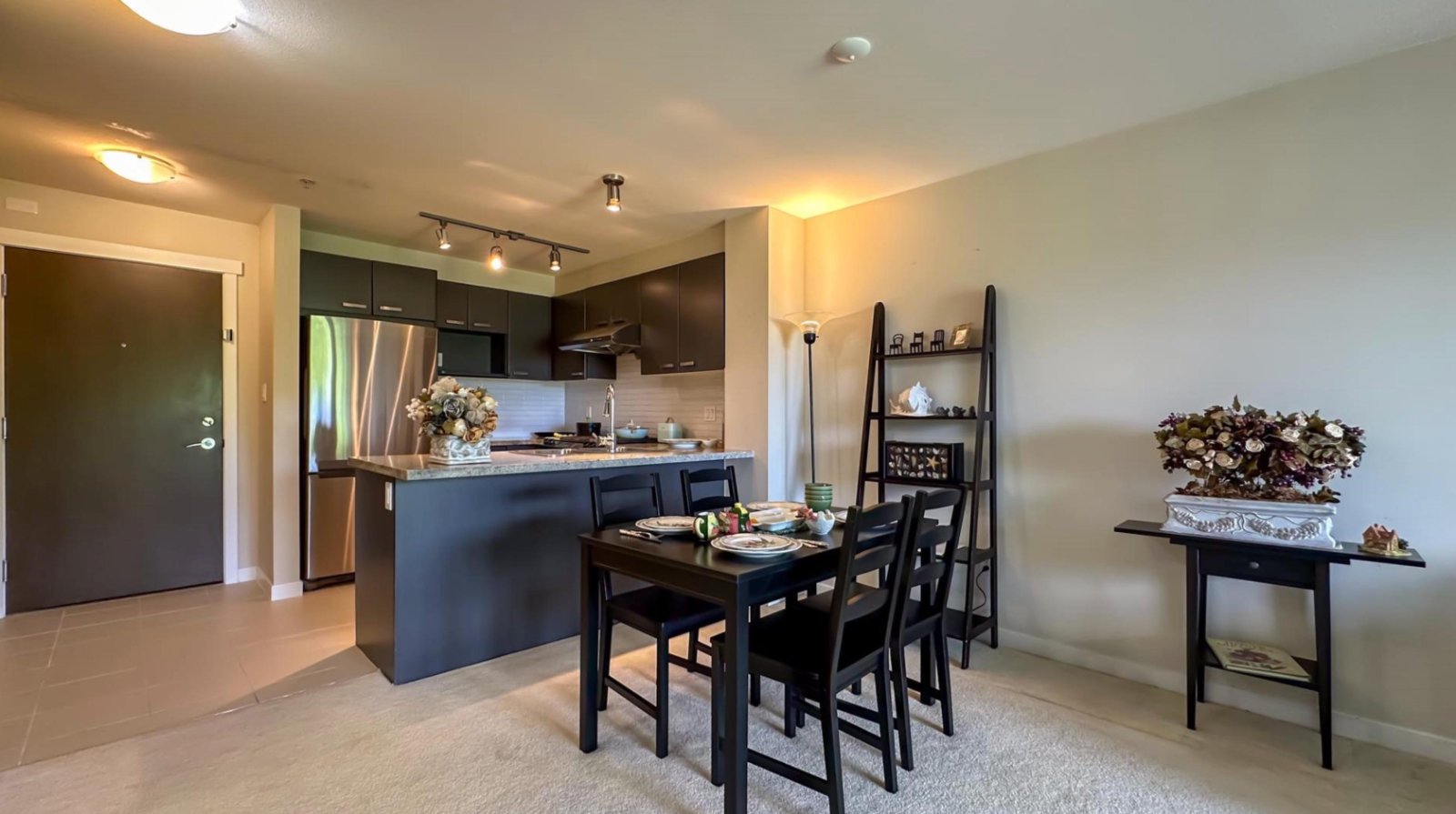 2 Bedroom Apartment for Rent - 9500 Odlin Rd, Richmond, BC 4