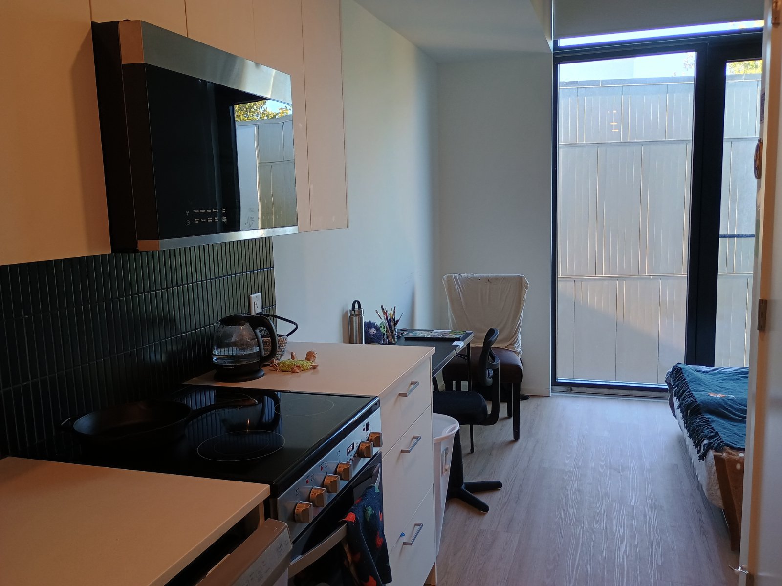 Studio Apartment for Rent - 5883 University Blvd, Vancouver, BC 2
