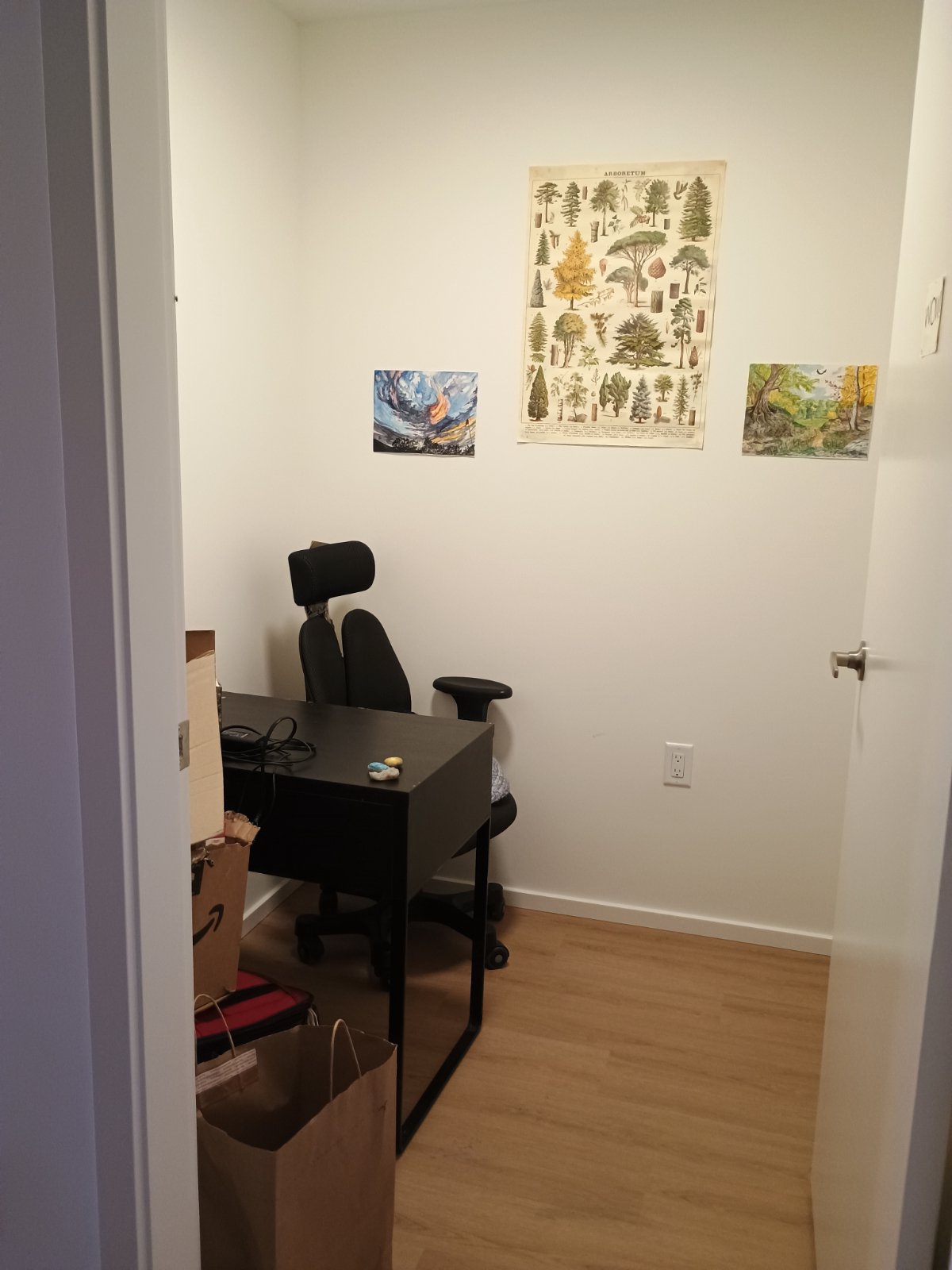 Studio Apartment for Rent - 5883 University Blvd, Vancouver, BC 5