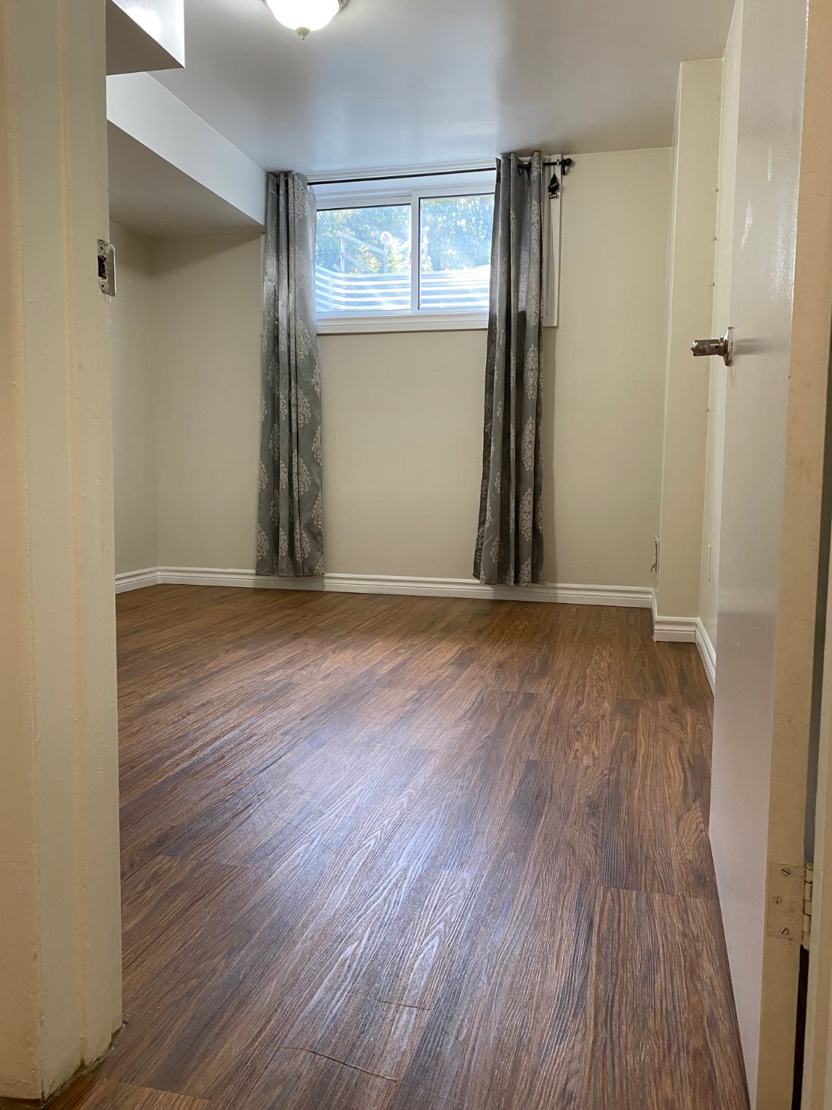 3 Bedroom Private Suite for Rent - Morning Star Dr, Mississauga, ON 2